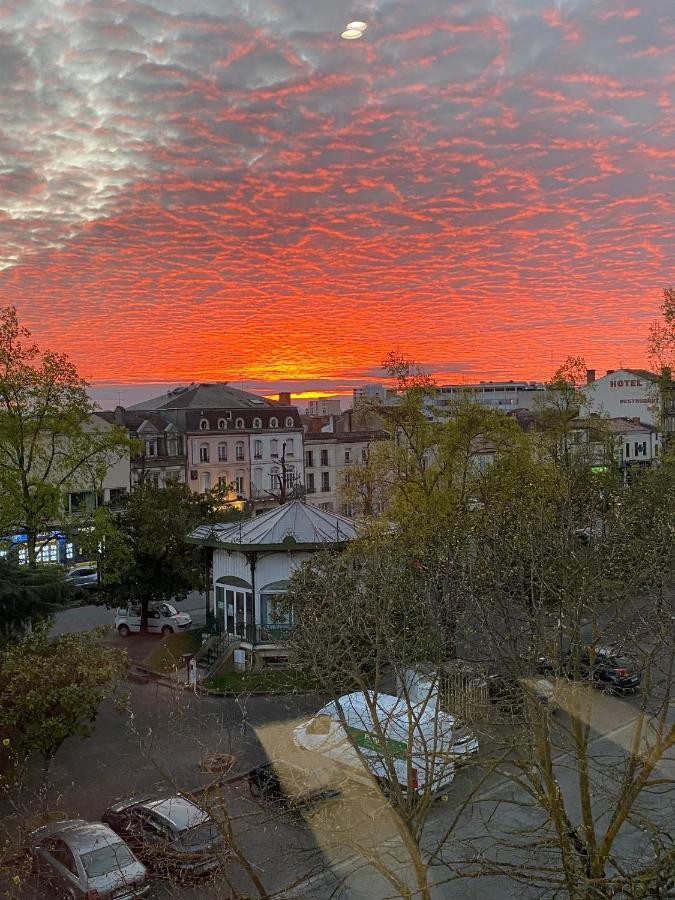 Hotel La Couronne Marmande Zewnętrze zdjęcie